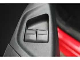 Toyota Aygo (2017) thumbnail 9