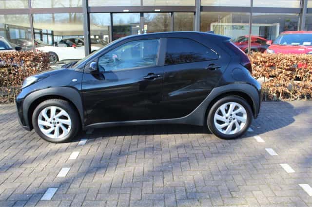 Toyota Aygo (2024) thumbnail 7