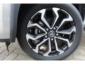 Toyota Yaris (2025) thumbnail 11