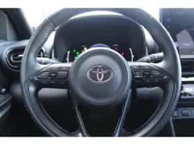 Toyota Yaris (2025) thumbnail 15