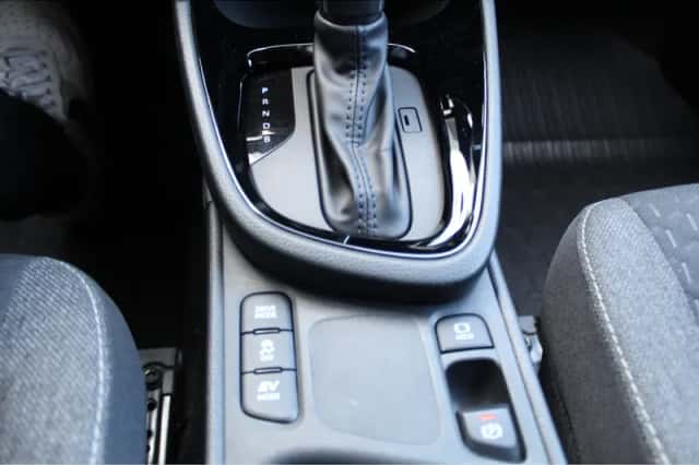 Toyota Yaris (2025) thumbnail 23