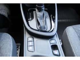 Toyota Yaris (2025) thumbnail 23