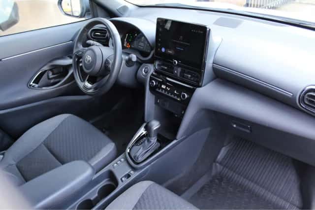 Toyota Yaris (2025) thumbnail 6