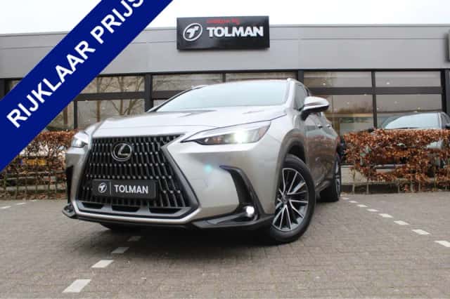 Lexus NX (2025) thumbnail 1