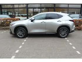 Lexus NX thumbnail 3