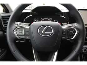 Lexus NX thumbnail 4