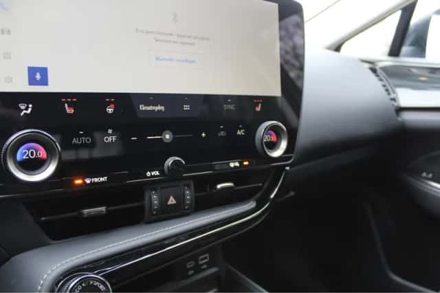 Lexus NX (2025) thumbnail 10