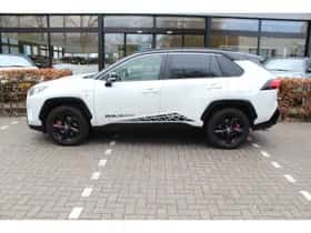 Toyota RAV4 (2021) thumbnail 19