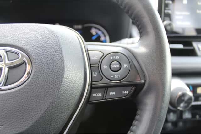 Toyota RAV4 (2021) thumbnail 21