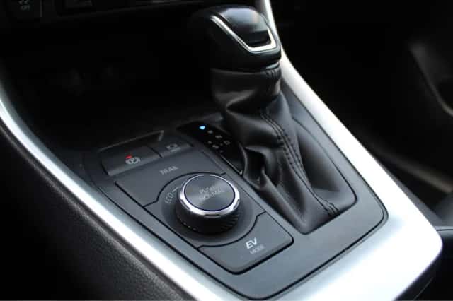 Toyota RAV4 (2021) thumbnail 32