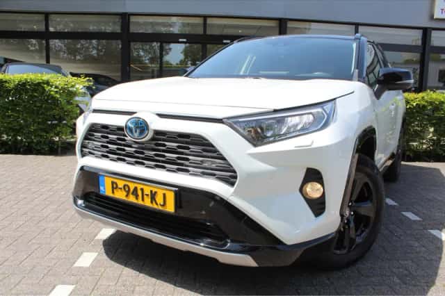 Toyota RAV4 (2021) thumbnail 33