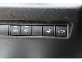 Toyota RAV4 (2021) thumbnail 6