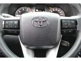 Toyota Hilux (2024) thumbnail 14