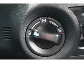 Toyota Hilux (2024) thumbnail 26