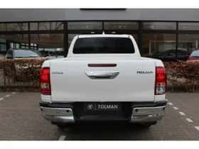 Toyota Hilux (2024) thumbnail 7