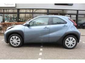 Toyota Aygo (2024) thumbnail 2