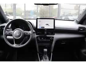 Toyota Yaris (2024) thumbnail 4