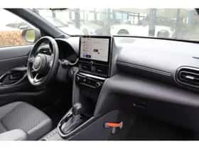 Toyota Yaris (2024) thumbnail 6