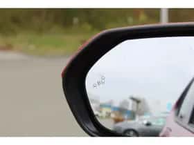 Toyota Yaris (2025) thumbnail 4