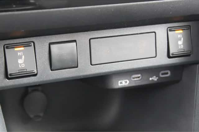 Toyota Yaris (2025) thumbnail 9