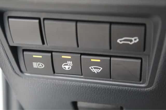Toyota Yaris (2024) thumbnail 13