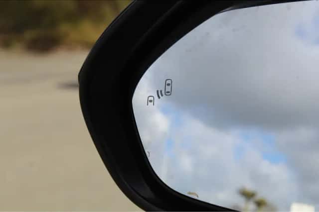 Toyota Yaris (2024) thumbnail 5