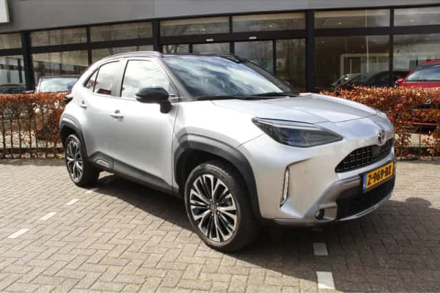 Toyota Yaris (2024) thumbnail 8