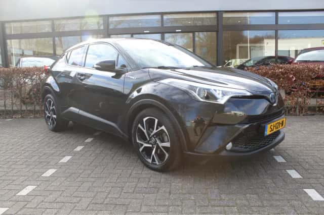 Toyota C-HR (2018) thumbnail 7