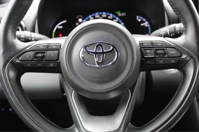 Toyota Yaris (2021) thumbnail 13