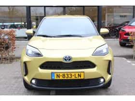Toyota Yaris (2021) thumbnail 3