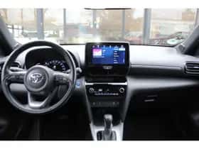 Toyota Yaris (2021) thumbnail 4