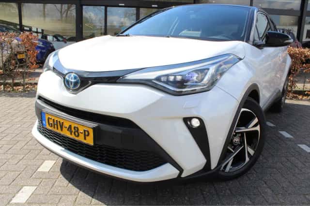 Toyota C-HR (2022) thumbnail 30