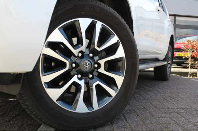Toyota Land (2024) thumbnail 14