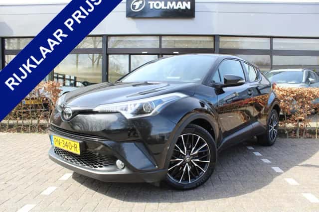 Toyota C-HR (2017) thumbnail 1