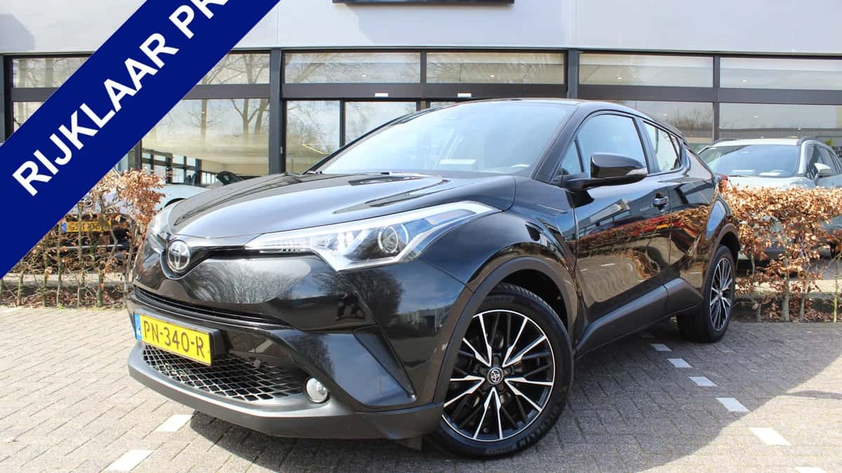 Toyota C-HR (2017) — foto 1