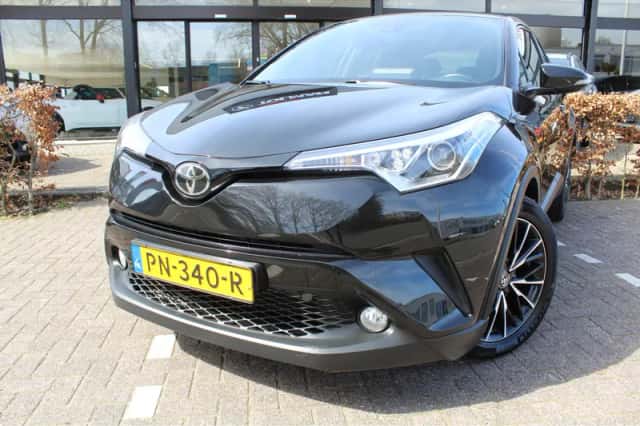 Toyota C-HR (2017) thumbnail 29