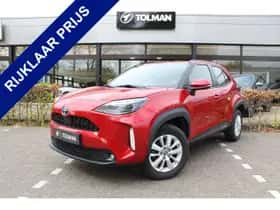 Toyota C-HR (2023) thumbnail 32