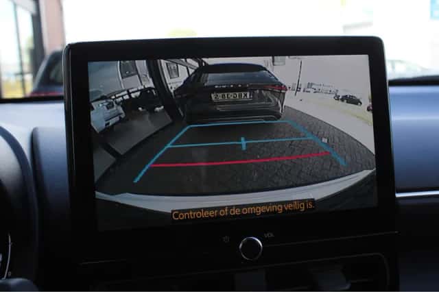 Toyota Yaris (2025) thumbnail 16