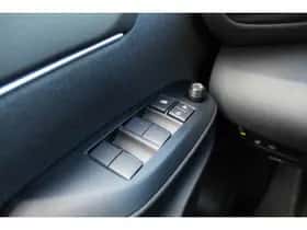 Toyota Yaris (2025) thumbnail 18