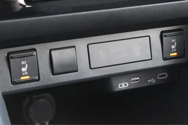 Toyota Yaris (2025) thumbnail 3