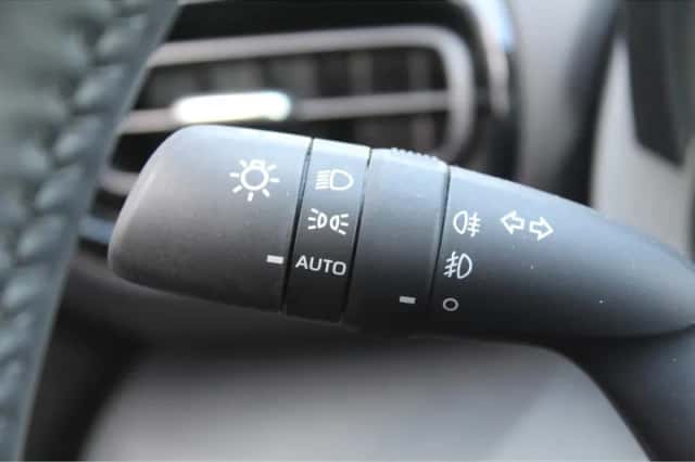 Toyota Yaris (2025) thumbnail 21
