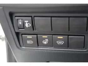 Toyota Yaris (2025) thumbnail 4