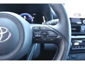 Toyota Yaris (2025) thumbnail 12