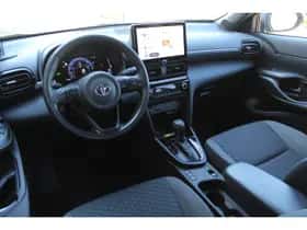 Toyota Yaris (2025) thumbnail 3
