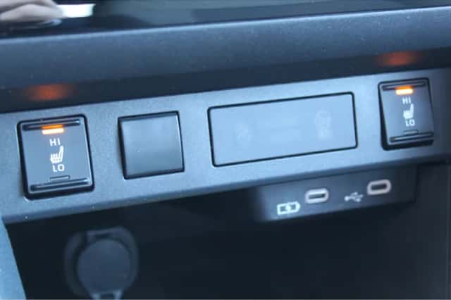 Toyota Yaris (2025) thumbnail 4