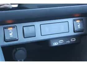 Toyota Yaris (2025) thumbnail 4