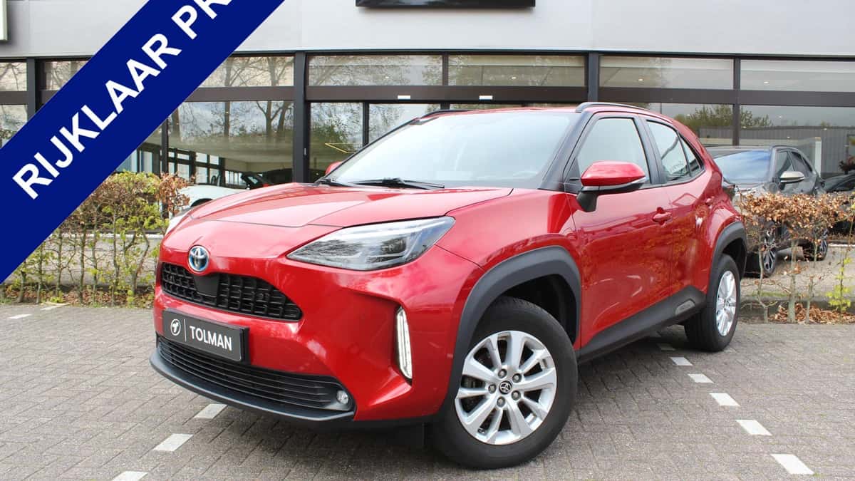 Toyota Yaris (2023) — foto 1