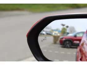Toyota Yaris (2023) thumbnail 3