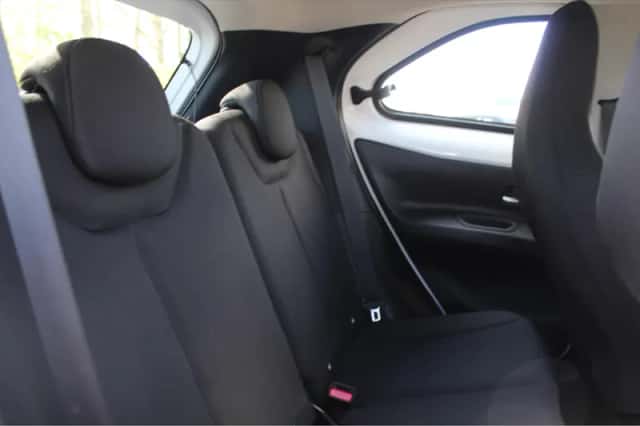 Toyota Aygo (2023) thumbnail 12