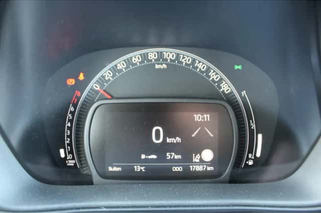 Toyota Aygo (2023) thumbnail 15